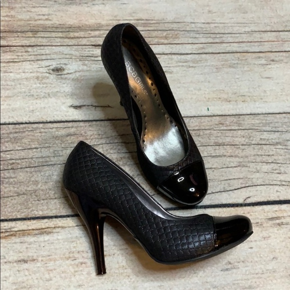 Elegant Black Quilted Heels